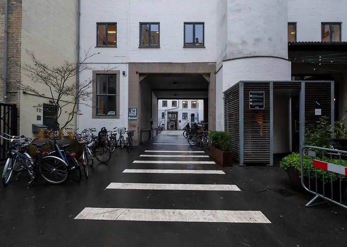 Spacious Norrebro For Groups & Families